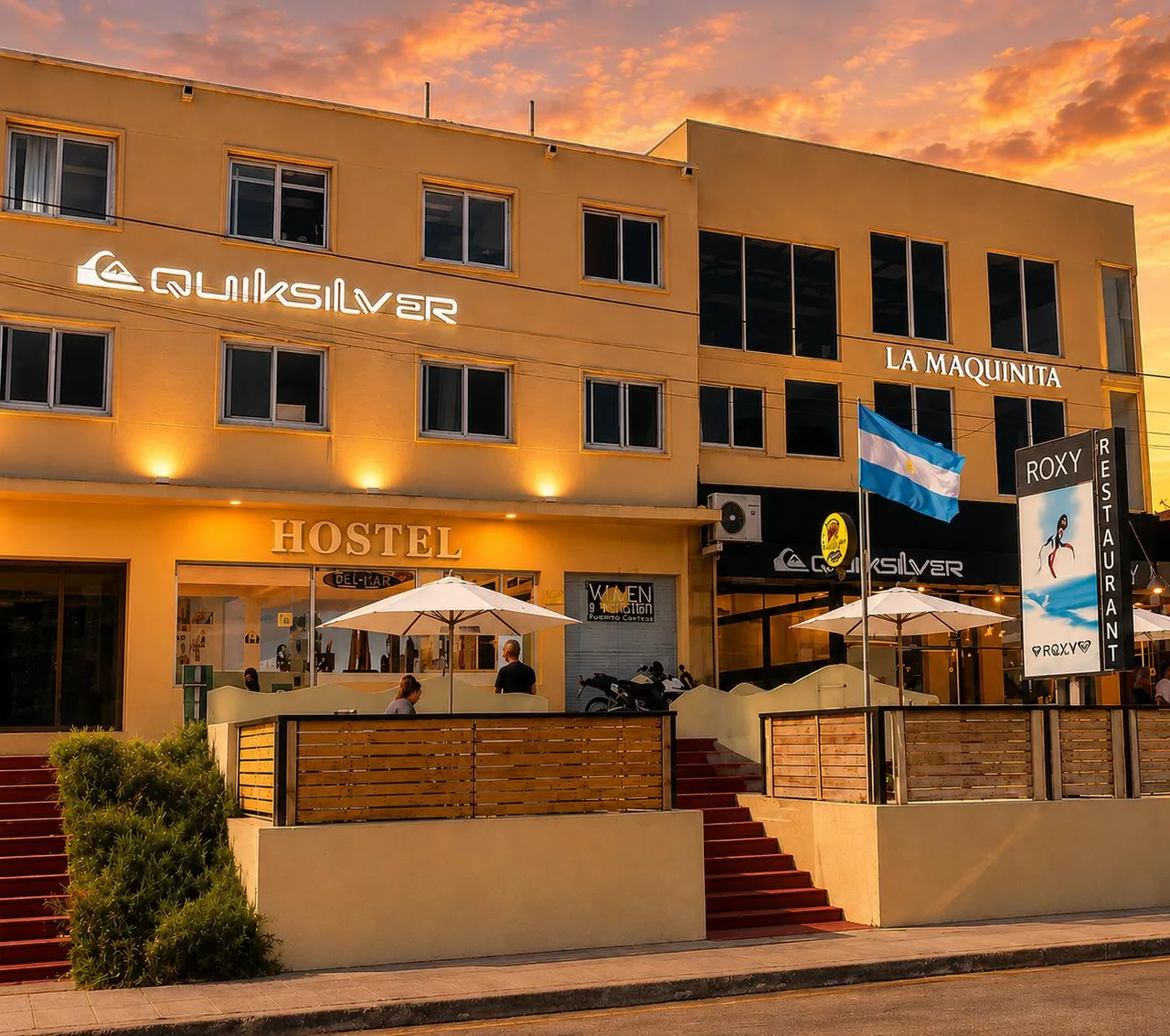 Local Comercial en ALQUILER HOSTEL Y BAR - Frente al balneario Marbella - OPORTUNIDAD!
