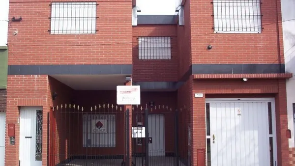 Oficina en triunvirato al 4000