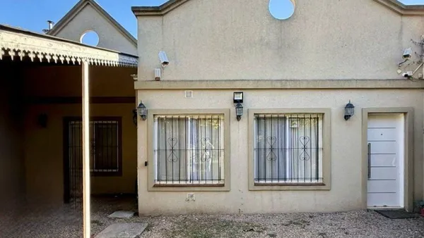 Casa en Elcira de Escalante al 1400