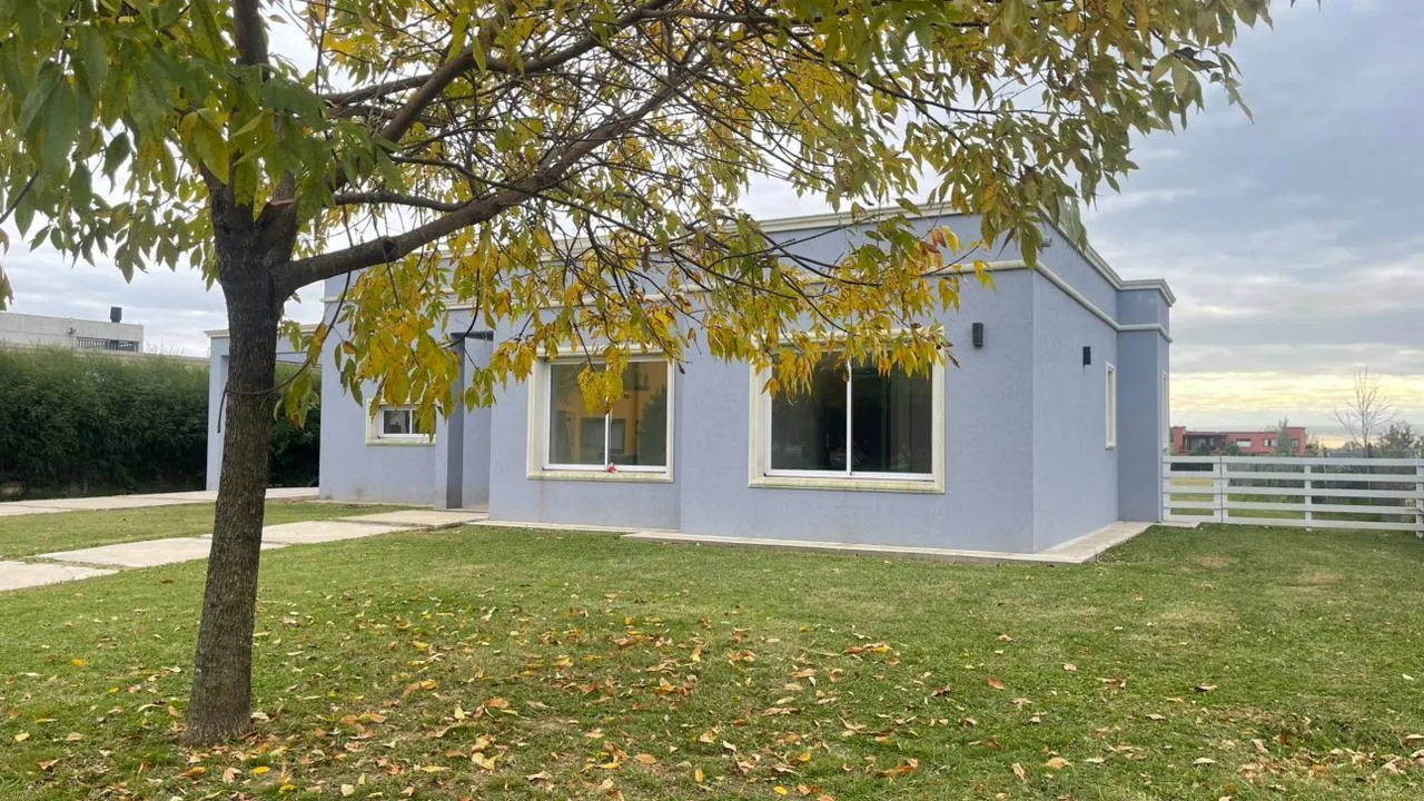 Casa en SAN SEBASTIAN AREA 1