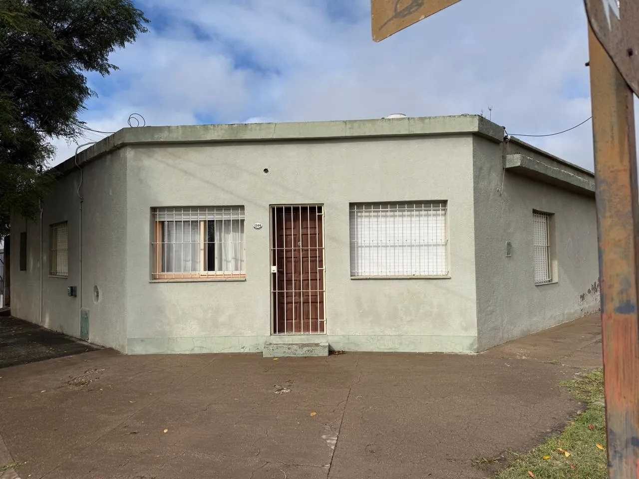 Casa en Edison al 1500