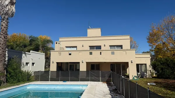Casa en Barrio San Patricio