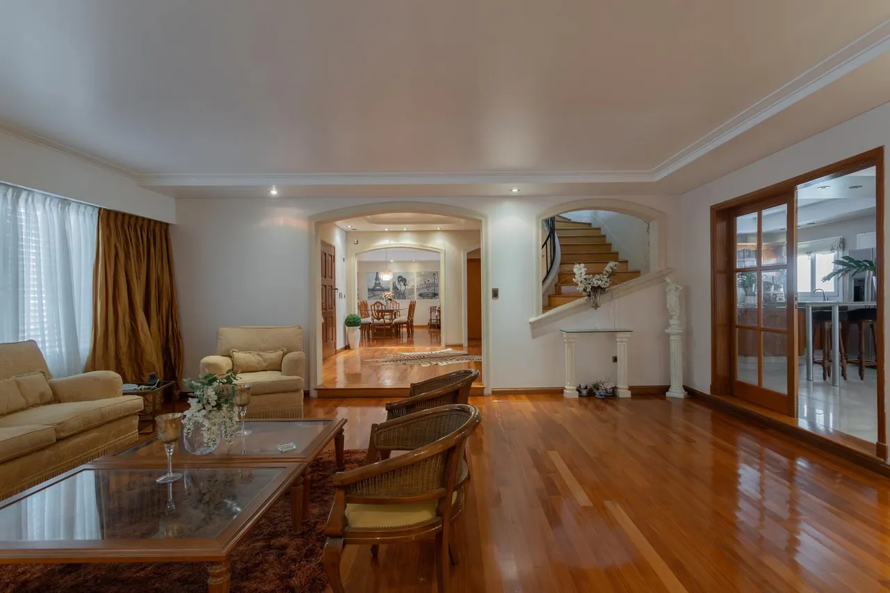 Casa en Sarmiento al 1400