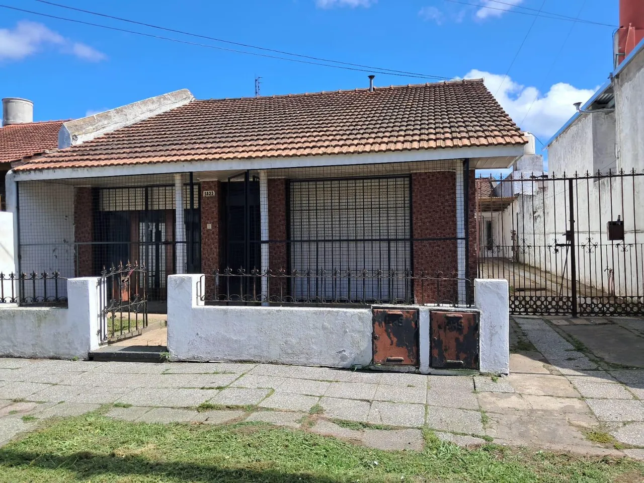Casa en Mariano Acosta 1533, Mar del Plata, Argentina.