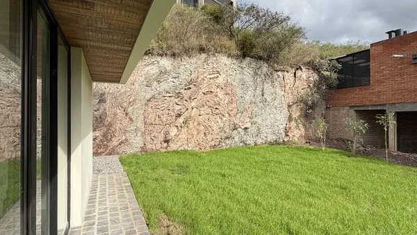 Casa en LA CUESTA LA CALERA