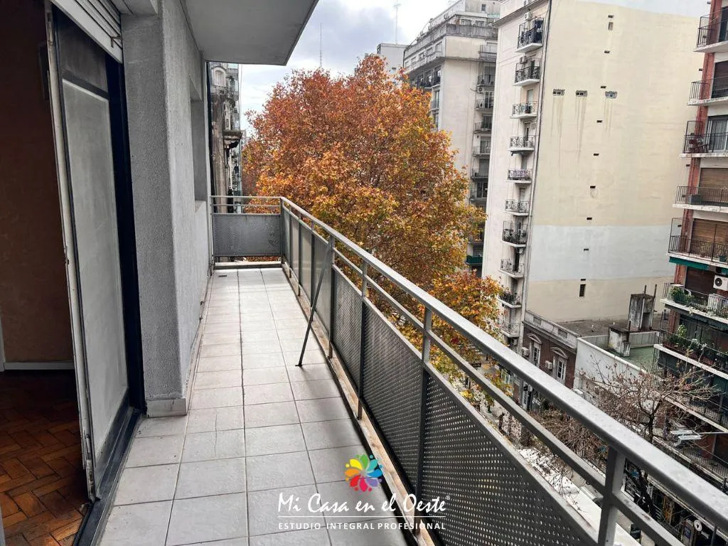Departamento en Av. Pueyrredón al 1000