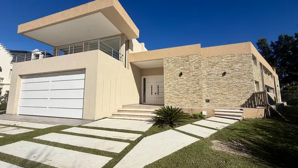 Casa en Nordelta- Barrio Cerrado Los Castores 13