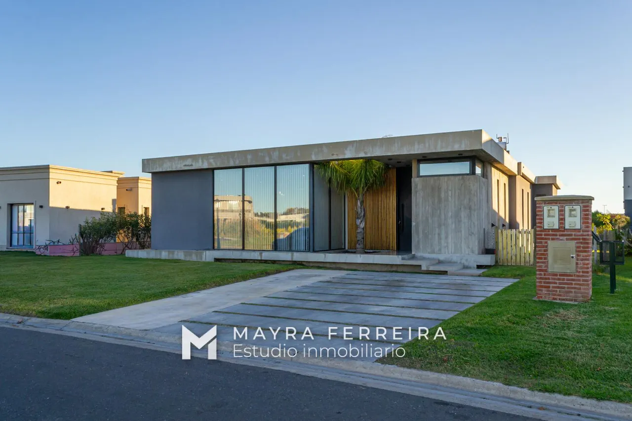 Casa en Casa Minimalista en una planta en Barrio San Felipe