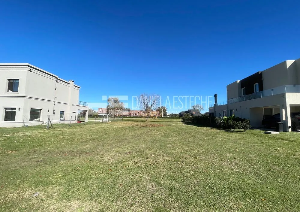 Terreno en Chateau Pilar