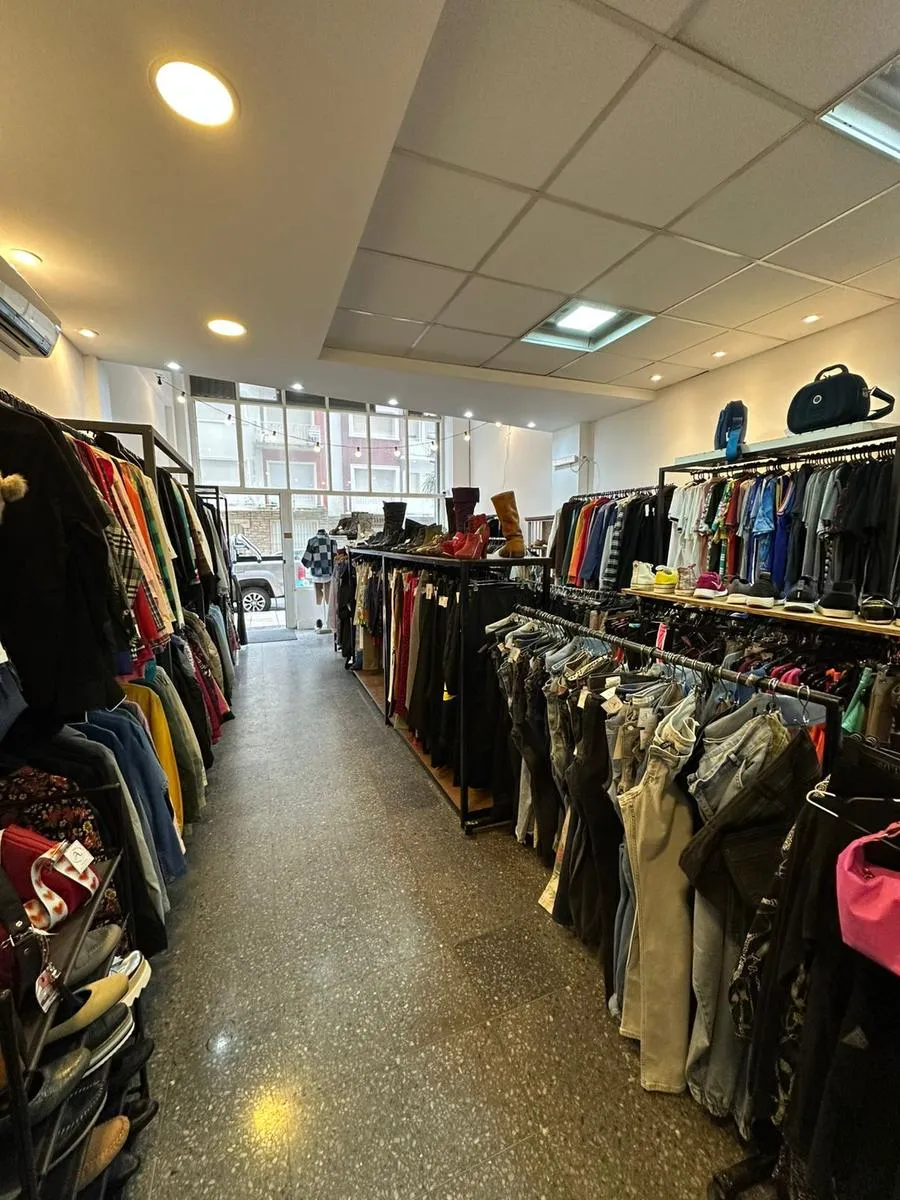 Local Comercial en Alsina al 2100