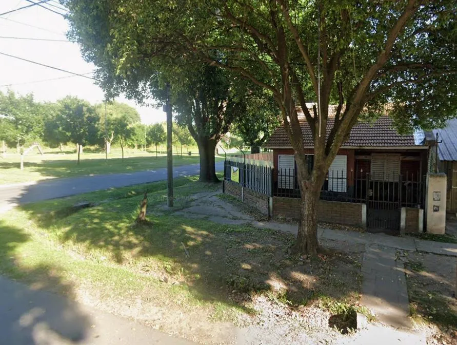 Casa en MALVINAS ARGENTINAS al 200 GRANADERO BAIGORRIA