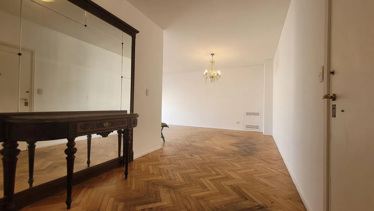 Departamento en Av. Independencia al 1700