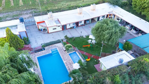 Hotel en Cabañas