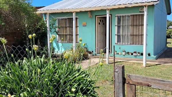 Casa en Las Toninas 556, Barranca de Los Lobos, Chapadmalal, Mar del Plata, Argentina.