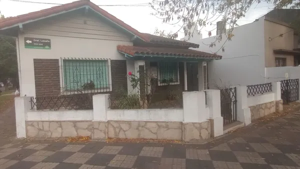 Casa en Lavalle 595 - Monte Grande