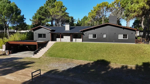 Casa en De la cincha al 400