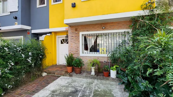 Casa en Lonardi al 1200