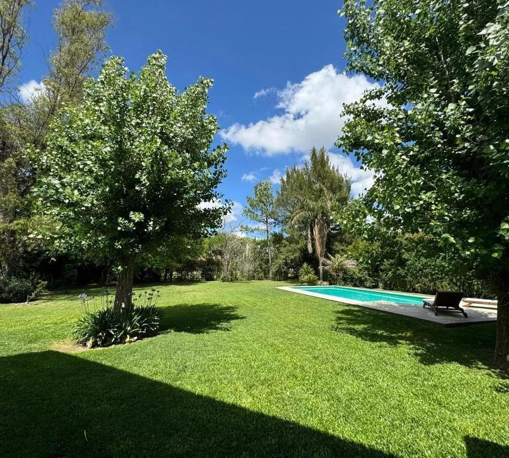 Casa en Flaubert al 900