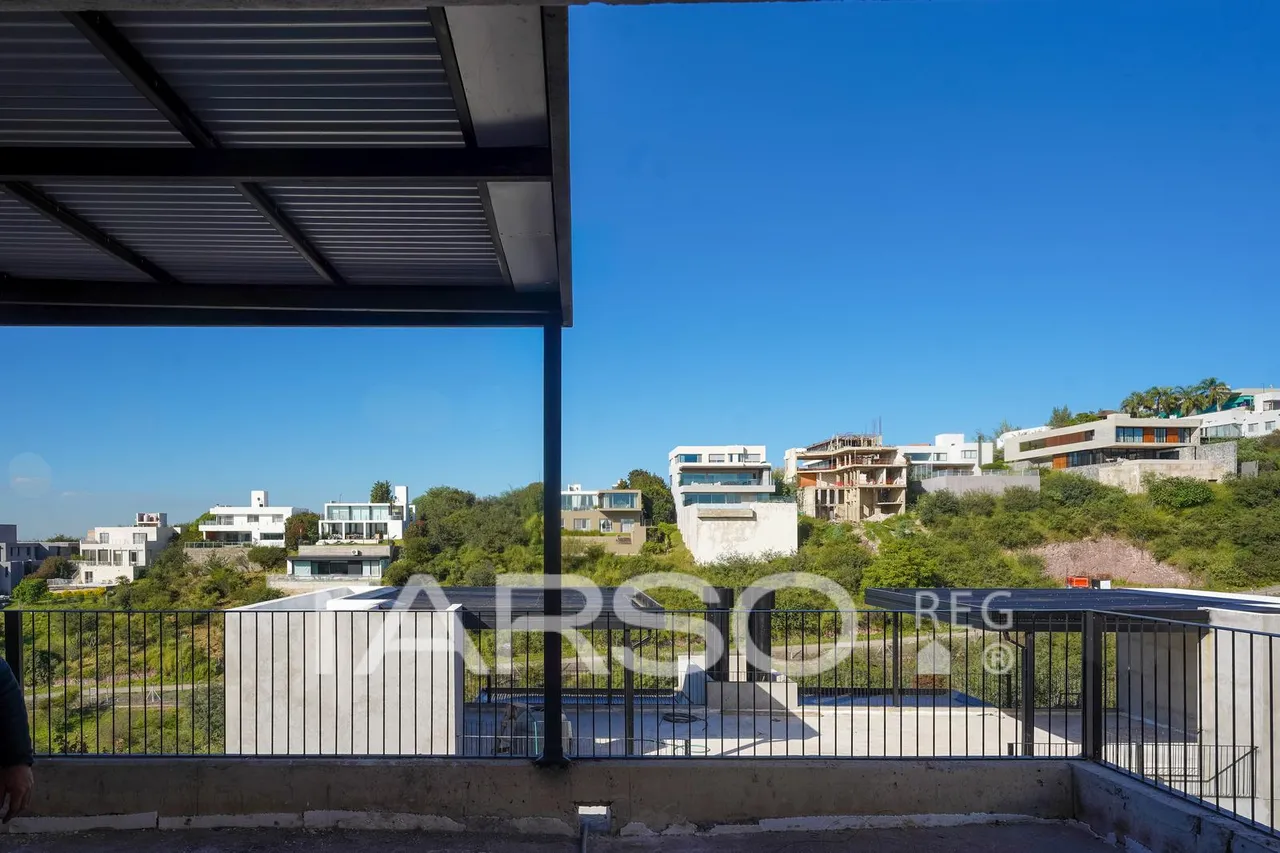 Casa en Casa en Venta de 3 dormitorios en Barrio La Pankana.