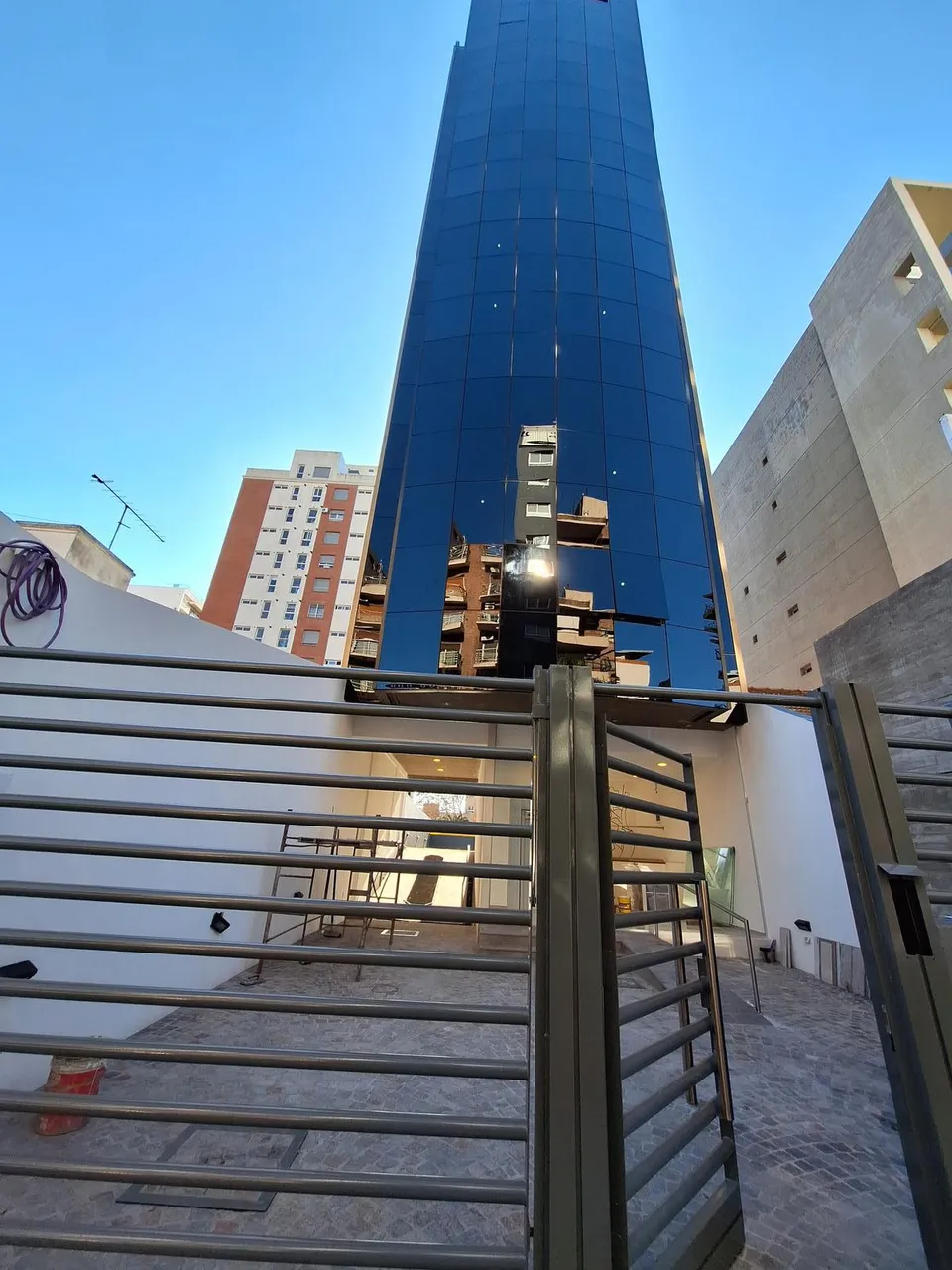 Oficina en Conesa 224 - Quilmes centro
