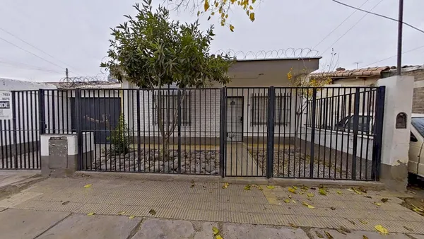 Casa en ESTRADA al 400