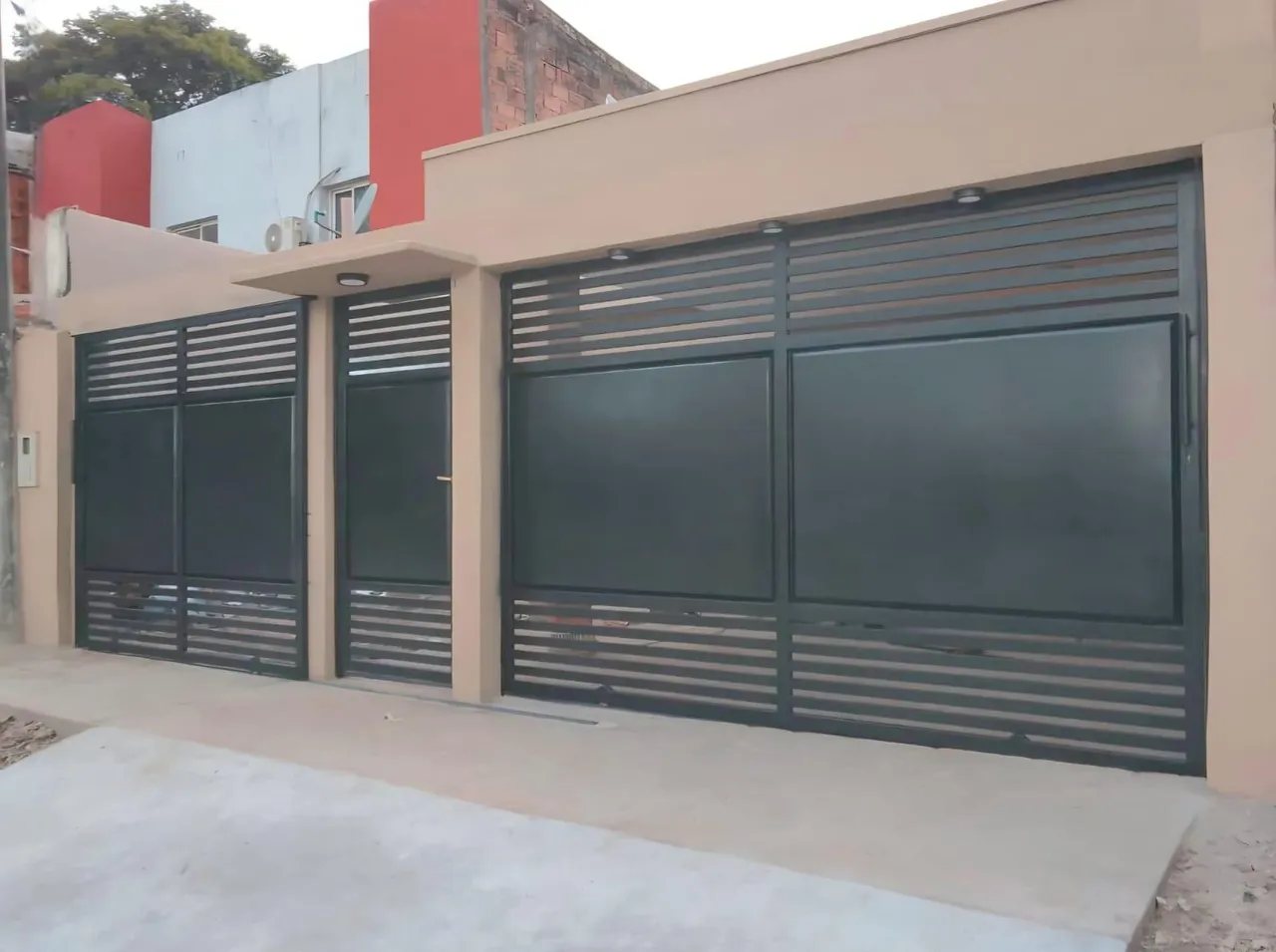 Casa en Belisario Roldan 1a cuadra