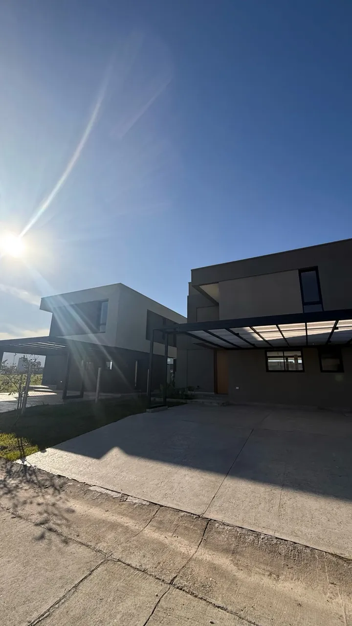 Casa en Country Viento Sur