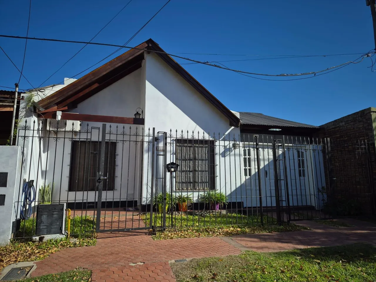 Casa en Angelomé al 1100
