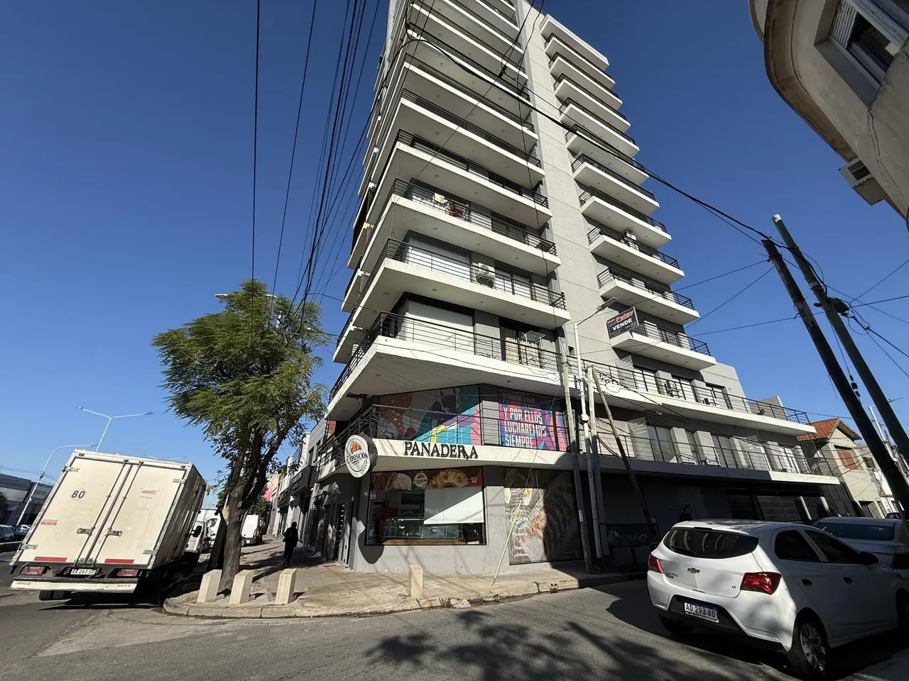 Departamento en Avenida Hipolito Yrigoyen al 1300