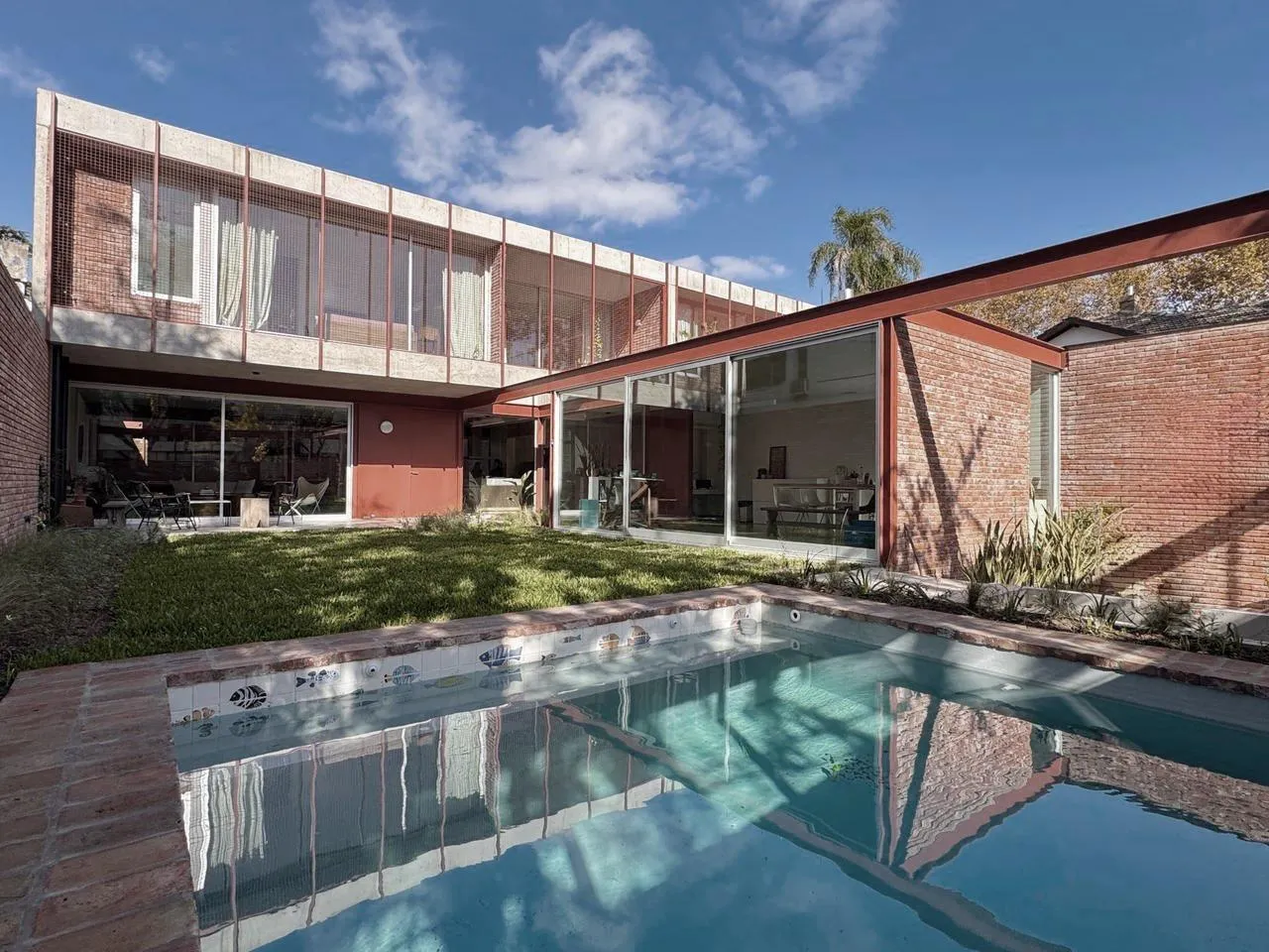 Casa en Peru al 1100