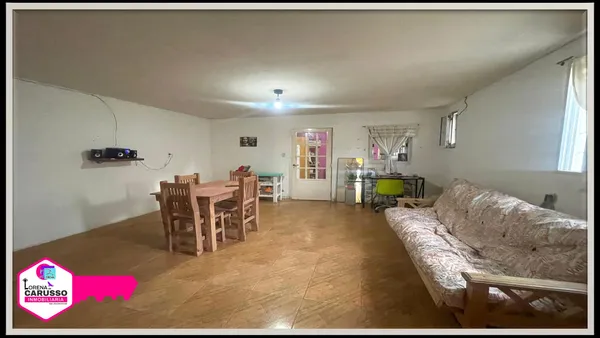 Casa en Carlos Pellegrini al 300