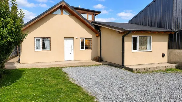 Casa en Namuncura al 2000