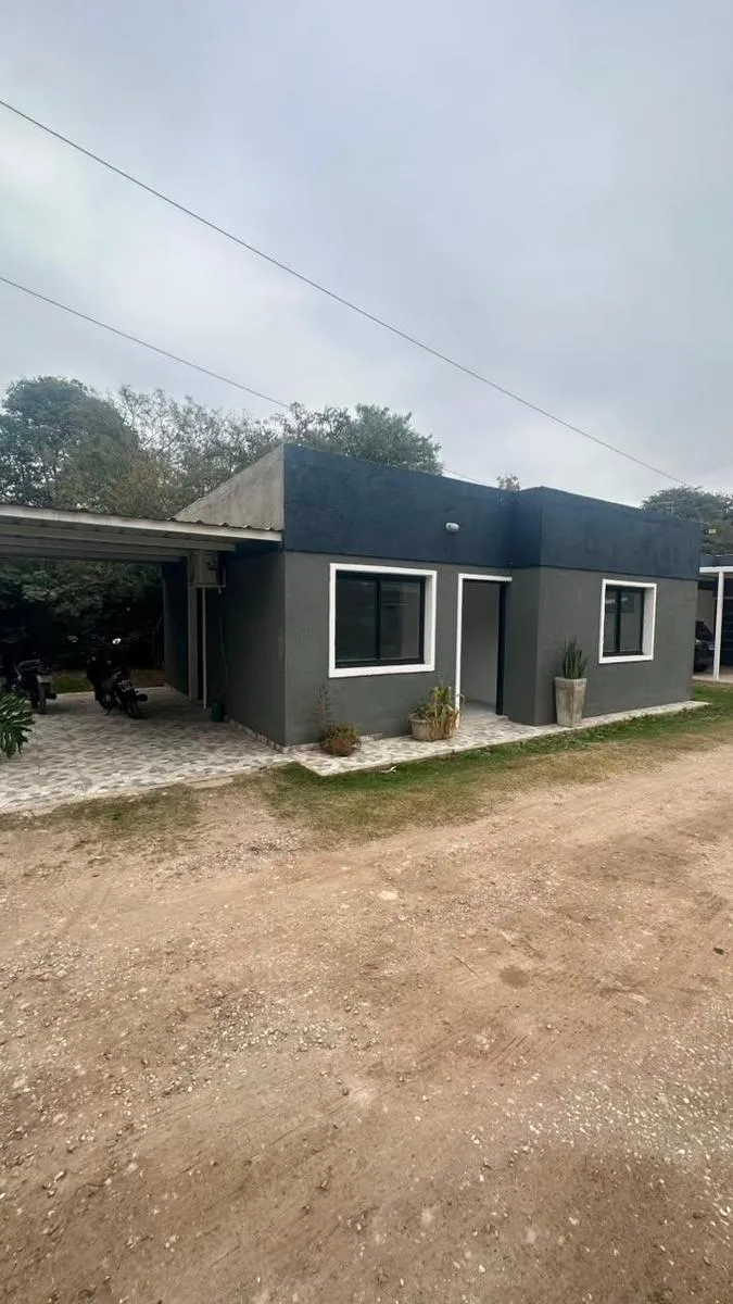 Casa en VENTA CASA 2 DORMITORIOS HOUSING ARGUELLO al 8300