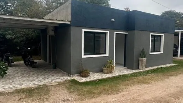 Casa en VENTA CASA 2 DORMITORIOS HOUSING ARGUELLO al 8300