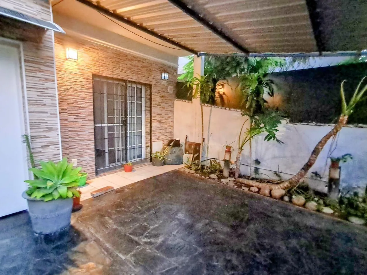 Departamento en Gelly y Obes al 1500