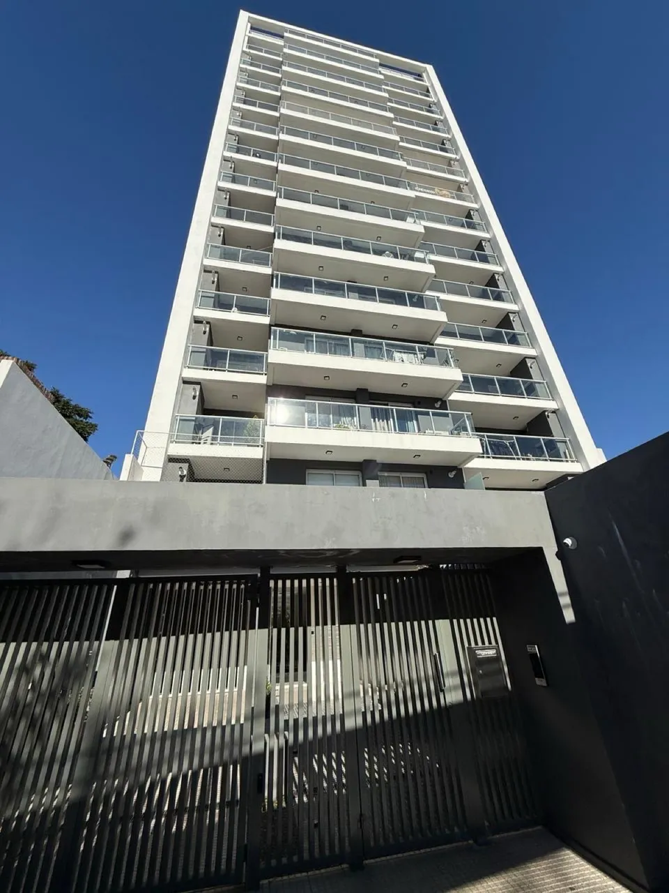 Departamento en Nux al 700