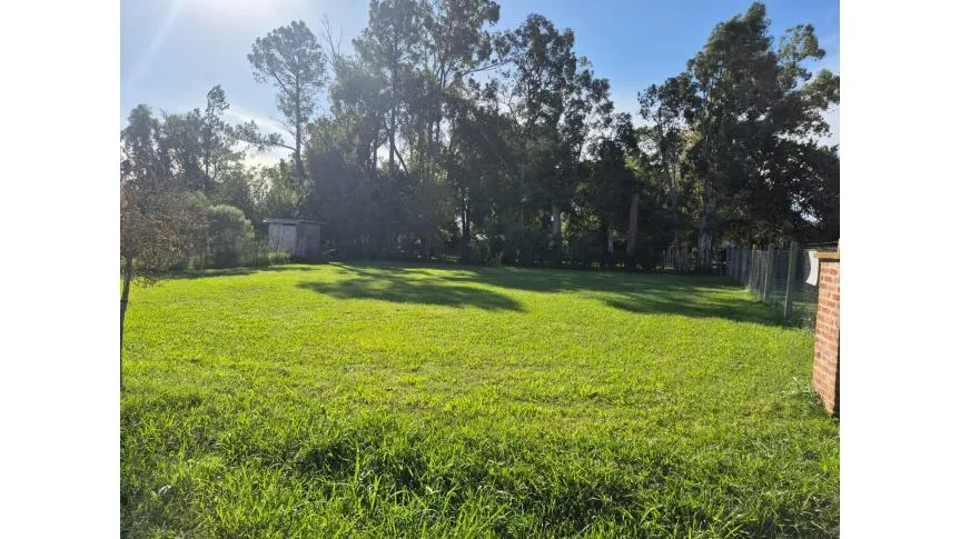 Terreno en Sarmiento bis al 100