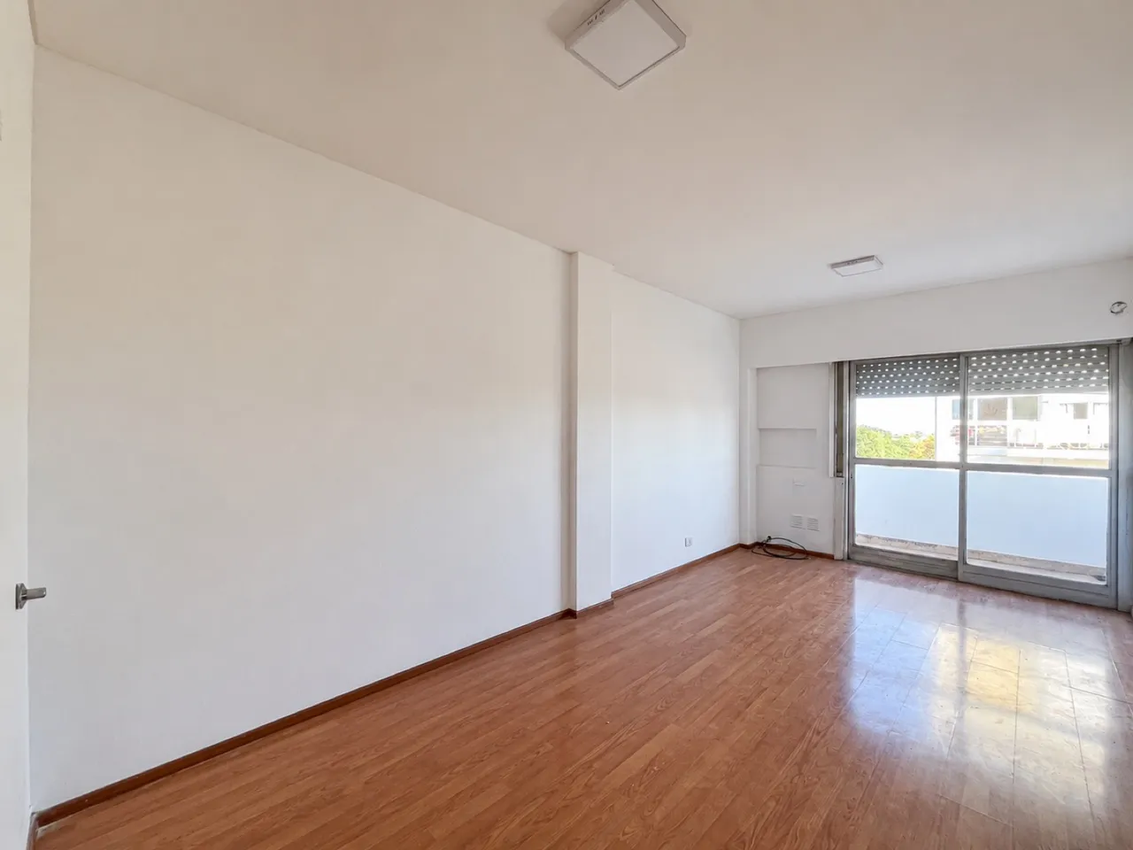 Departamento en Lavalle al 1000