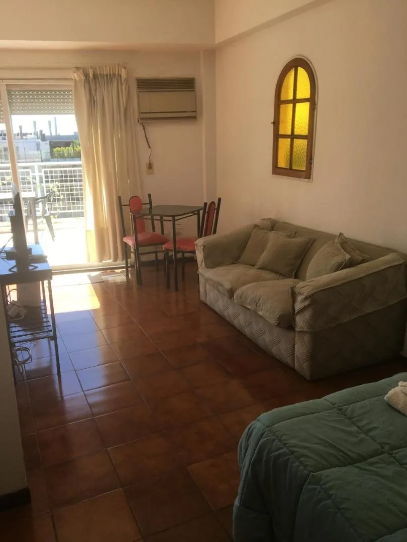 Departamento en TERRAZA URBANA SUITES – Luz, privacidad y confort con parrilla propia