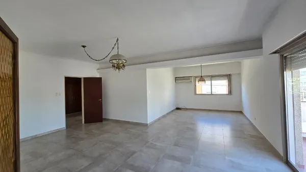Casa en Rivadavia al 700