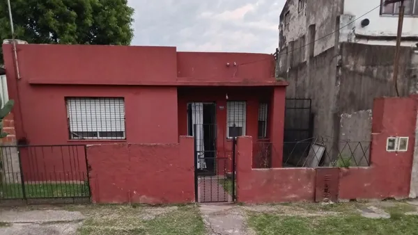 Casa en Ricardo Gonzalez al 5500