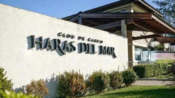 Terreno en Avenida Atlantida
