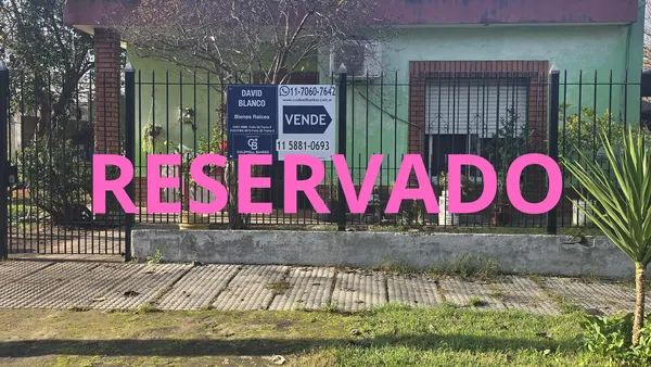 Casa en calle 210 y calle 258 al 700