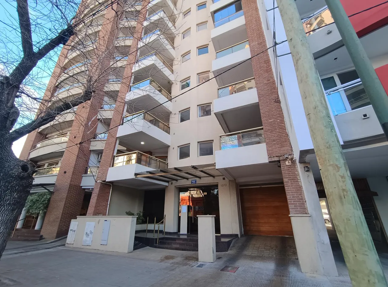 Departamento en 44 entre 16 y 17