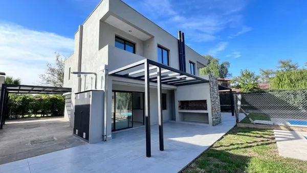 Casa en Laprida al 1100