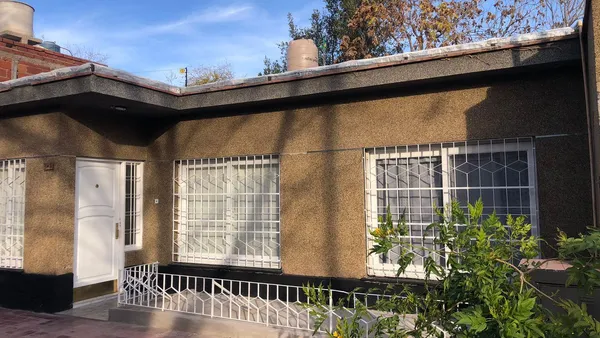 Casa en Pasaje C. Ortiza 748