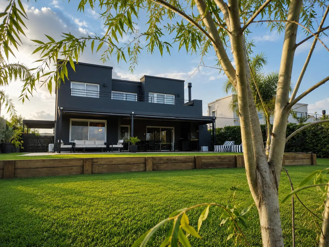 Casa en San Gabriel , Villanueva, lote al agua