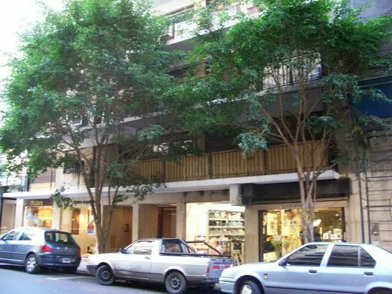 Departamento en Arenales al 1300
