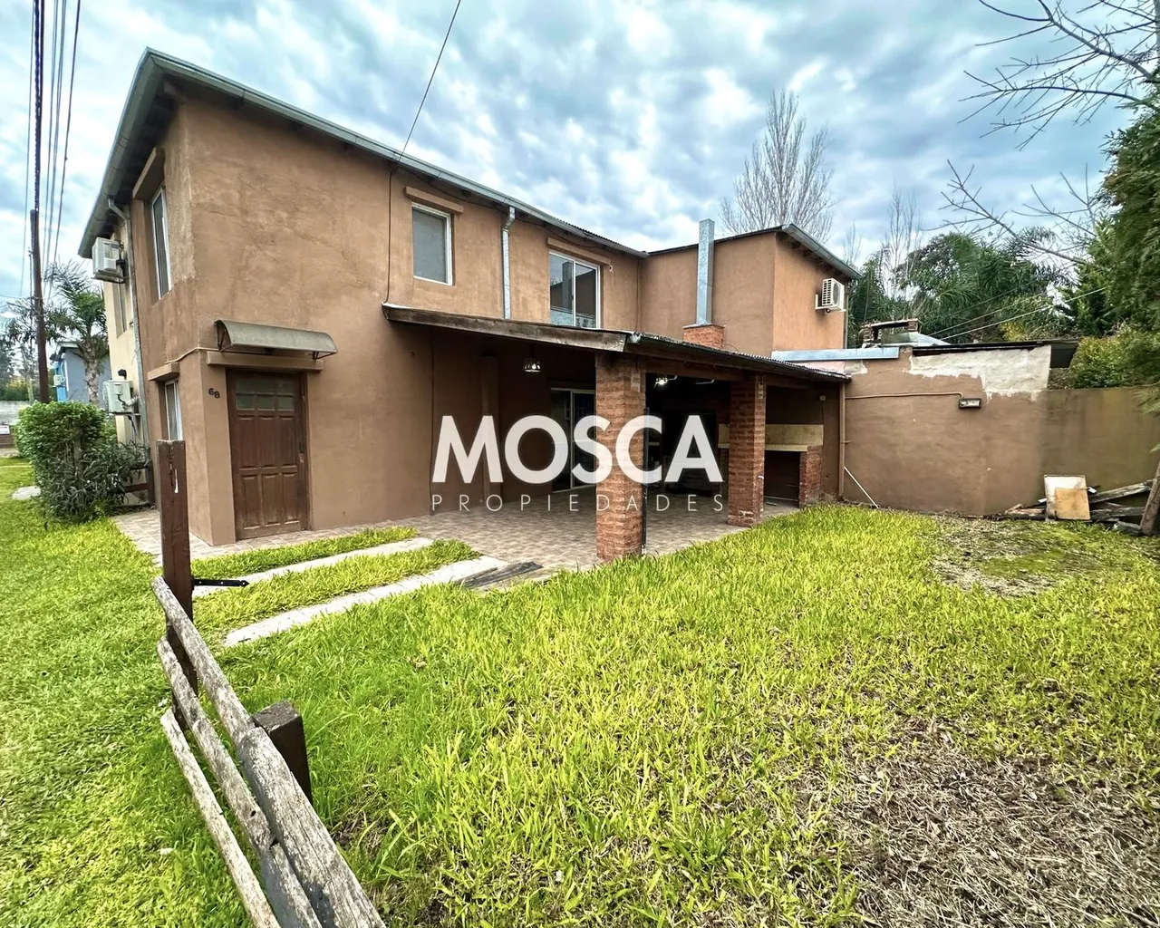 Casa en Santa Teresa de Jesus al 2500 Las Acacias