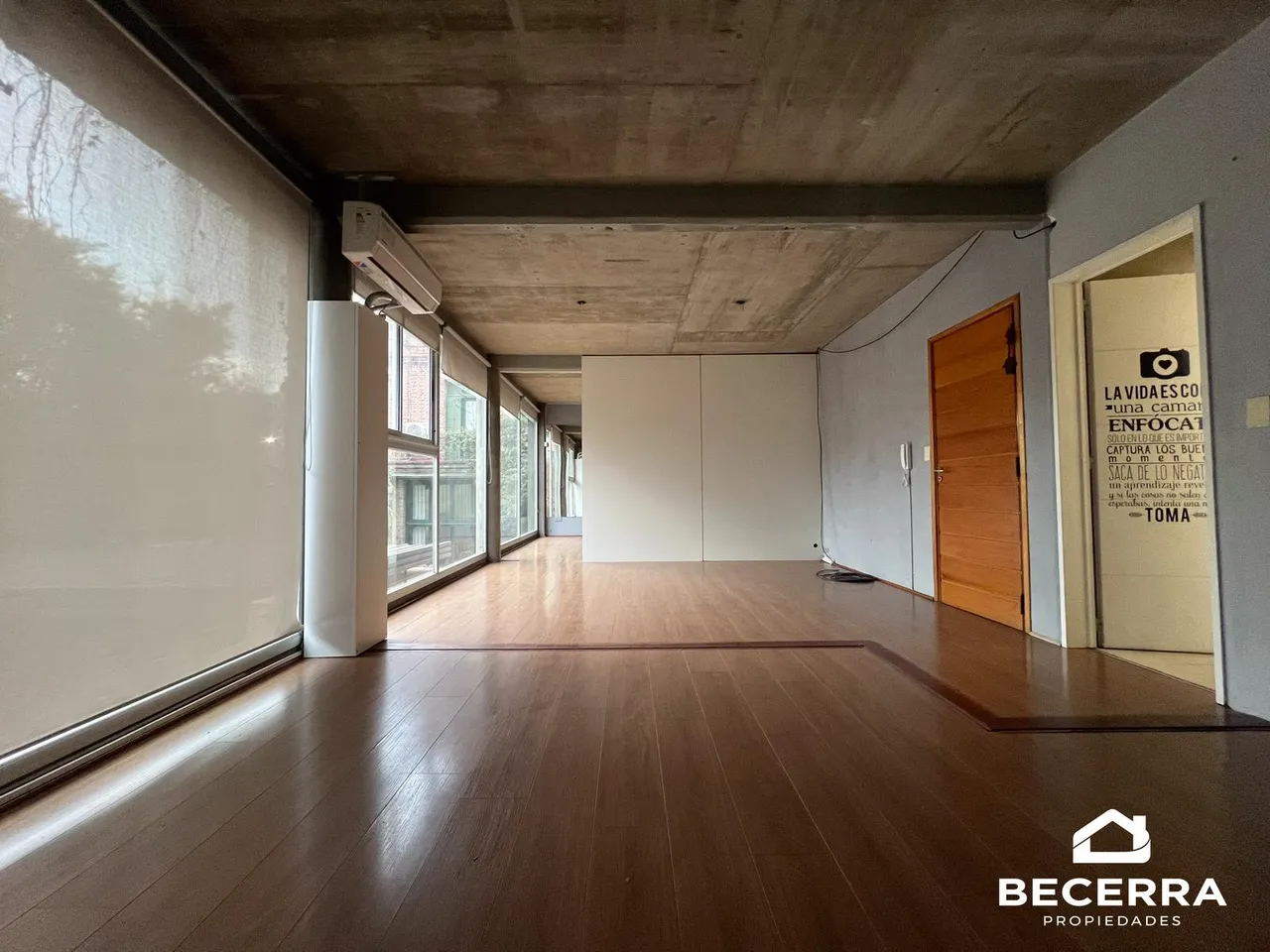 Local Comercial en Juan Díaz de Solís al 1200